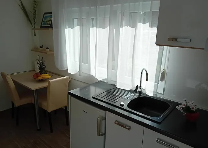 Nikol Апартаменти *